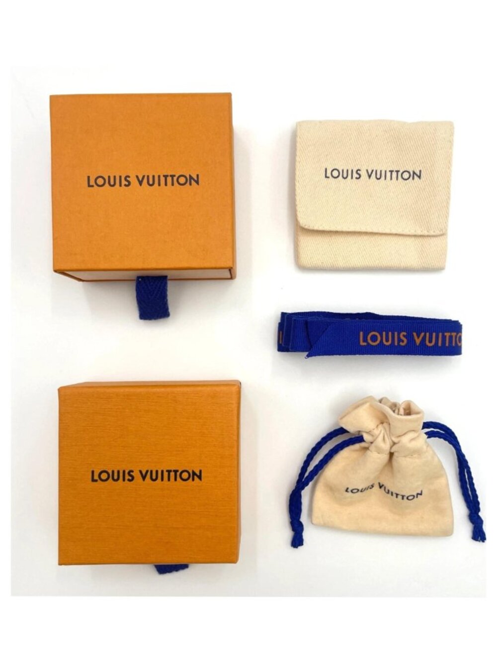 Authentic Louis Vuitton 2 PAIRS Essential V Gold Tone Hoop Earrings LV Logo - Picture 16 of 16